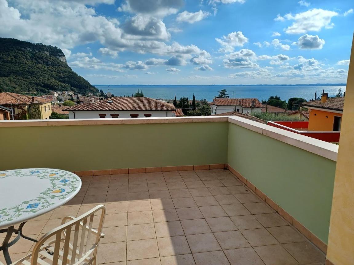 Regina Gardesana Villa Exterior photo