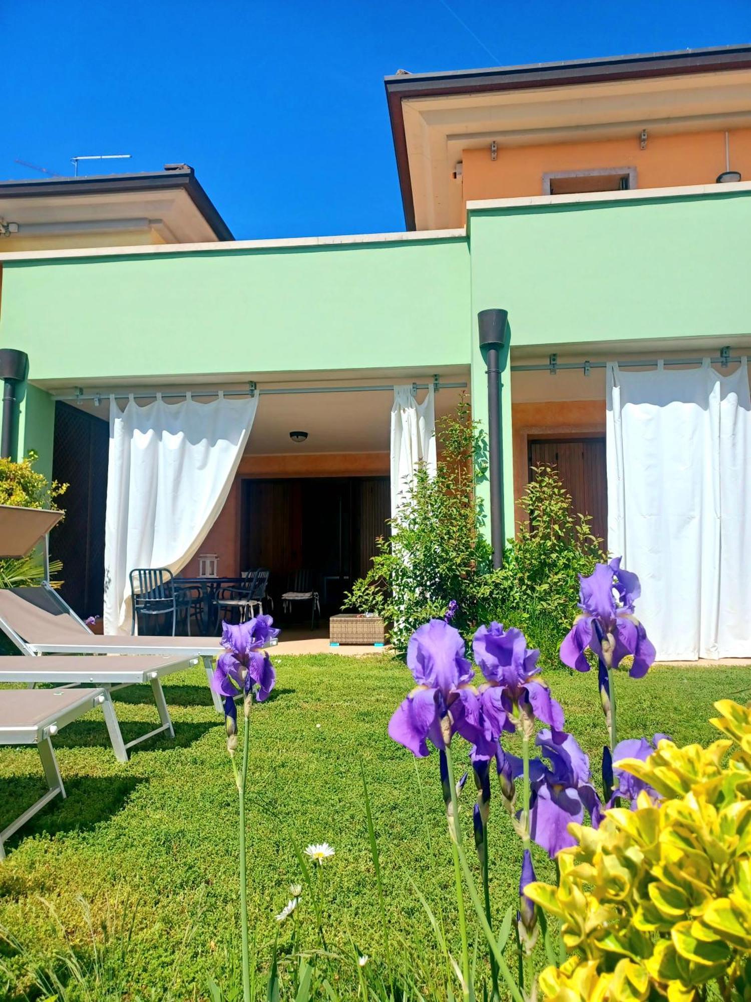Regina Gardesana Villa Exterior photo